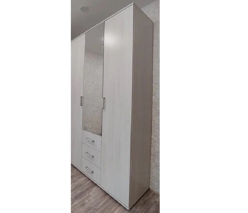 картинка Шкаф трехдверный для одежды Белла, ясень белый от магазина мебели